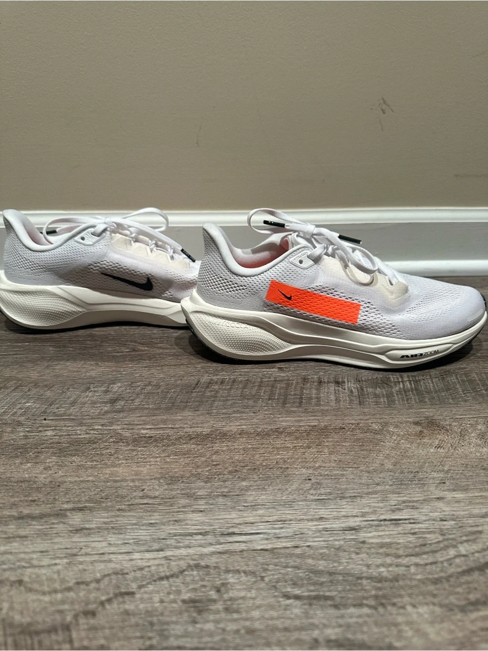 NWOT Nike Women’s Pegasus 41 Sneakers Size 8